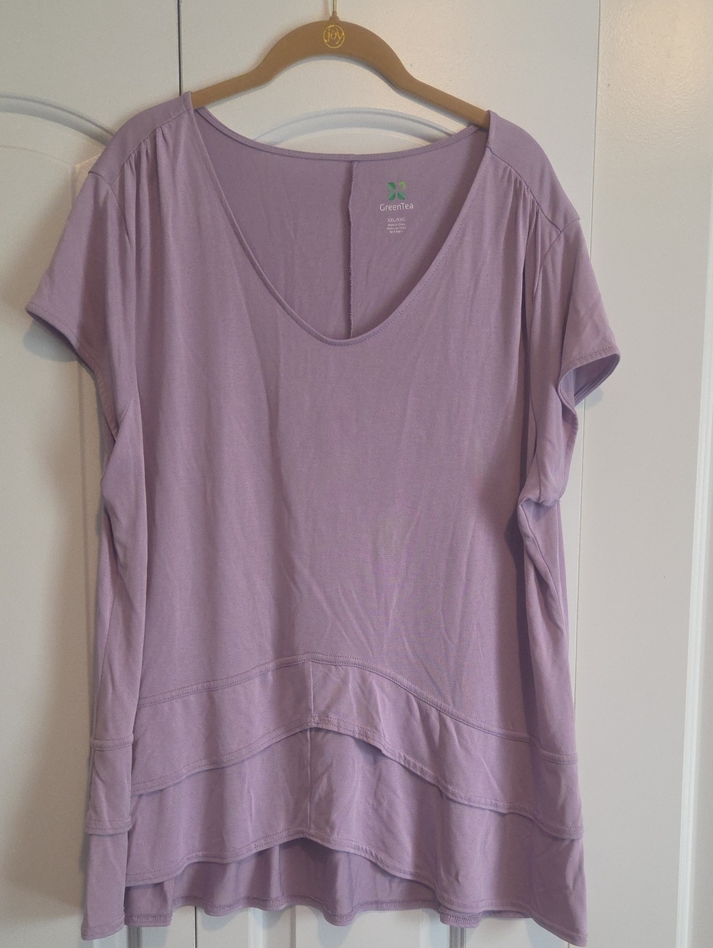 GreenTea Women's Lavender Layered Hem Scoop Neck Tunic
